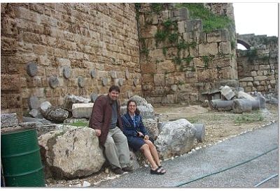 Byblos_Castle.jpg (35222 bytes)