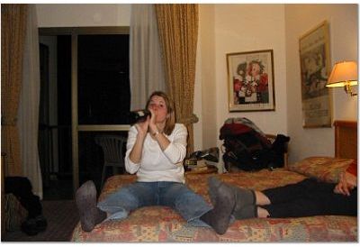 wine.jpg (20373 bytes)