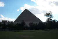 pyramid.JPG (24773 bytes)